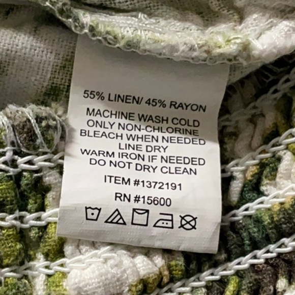 Briggs New York Women’s Green and White High Waist Palm Print Shorts - Picture 5 of 6